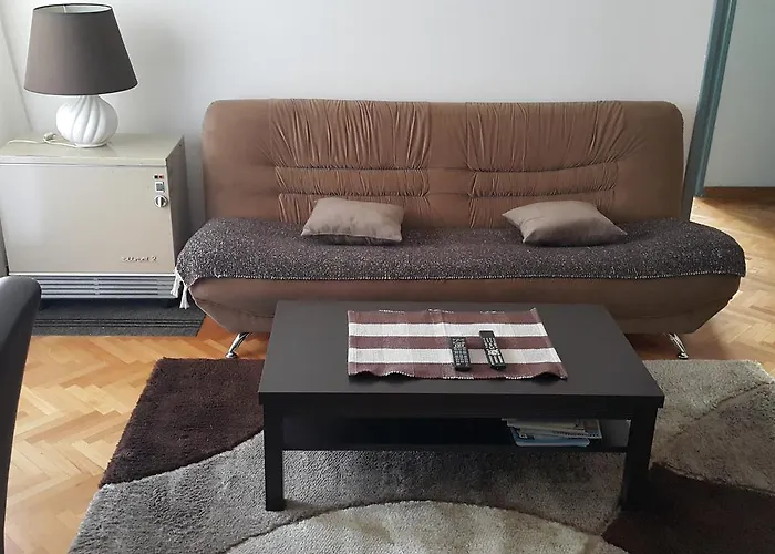 Centre Point Apartamento