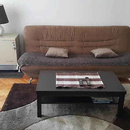 Centre Point Apartment